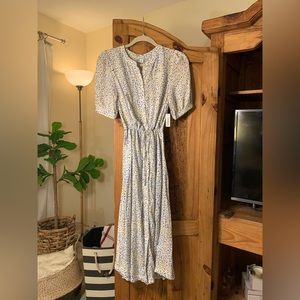 NWT- Adorable polka dot MIDI Dress!  Size XS, but fits like a S/M! :)
